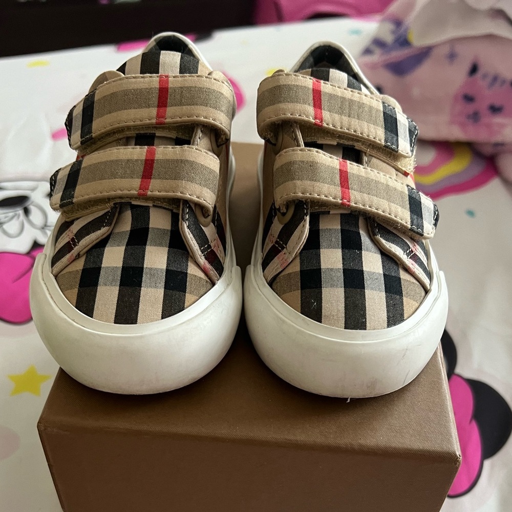 Burberry Kids Sneakers in Beige and Black Check